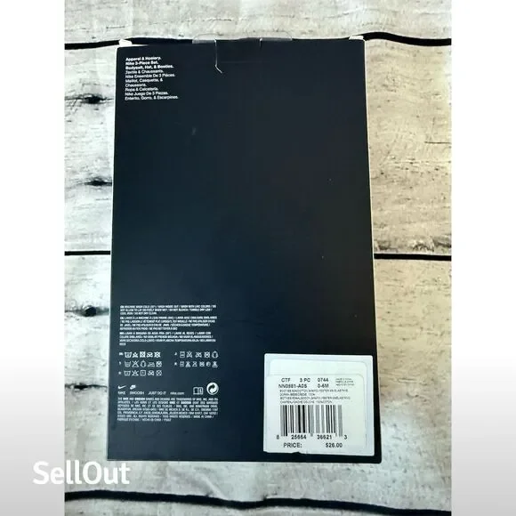 Nike Baby Girls' 3-Piece Gift Set Bodysuit Hat Booties Pink 0-6 - Picture 2 of 2